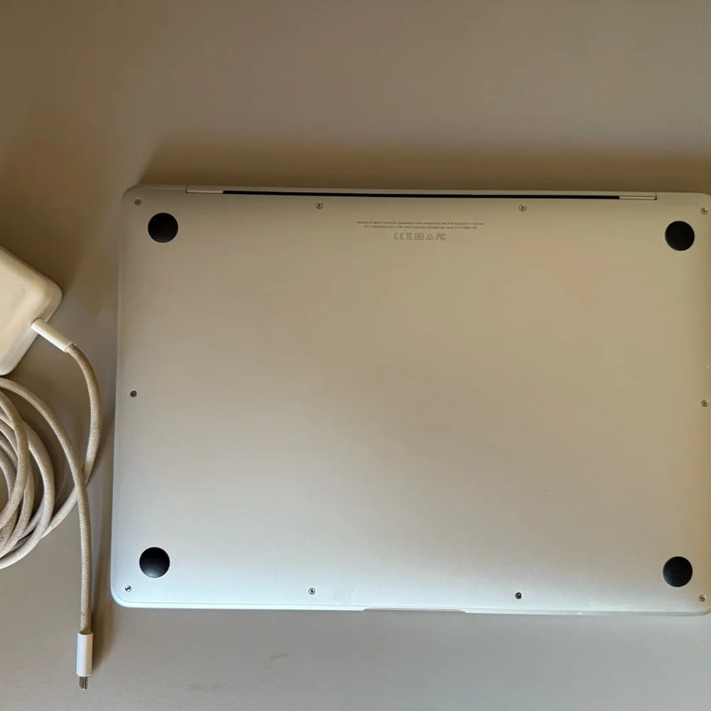 Apple Laptop in Silver